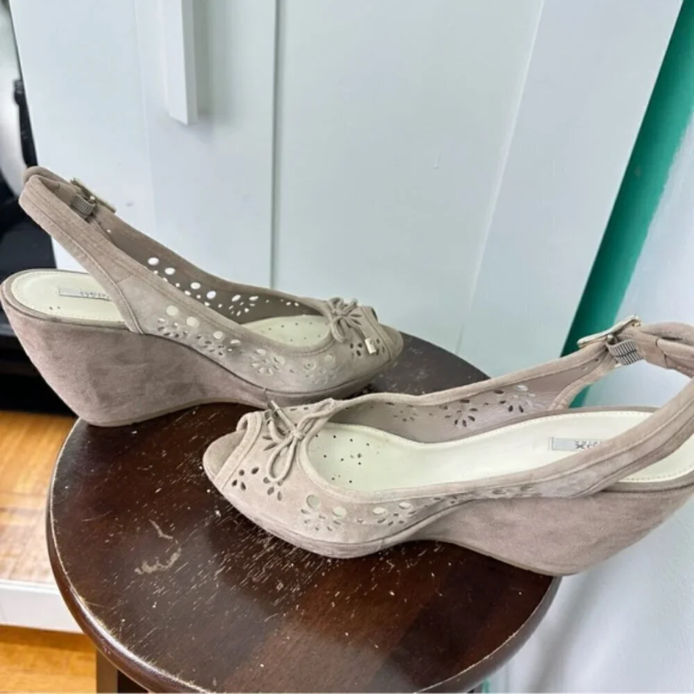 Geox Respira Wedge Heels Size 41 Eyelet Cutout Tan